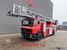 Mercedes-Benz 1524 4x2 Metz DLK 23-12 Drehleiter