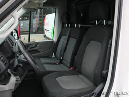 Volkswagen Crafter 2.0 TDI 177pk L3 H3 Automaat Airco Navi...