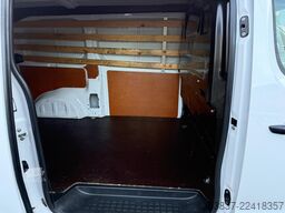 Peugeot Expert 2.0 BlueHDI 145 Standard Premium