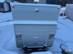 Iveco Daily box truck w/ lift and 2 sets of tires – Will