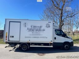 Iveco Daily 70C18 – 8-pallet box truck with 2 sets of ti
