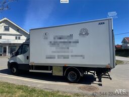 Iveco Daily 70C18 – 8-pallet box truck with 2 sets of ti