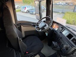 MAN TGX 26.520 6x2 LL Abroller Hyva Titanium