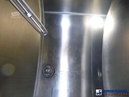 Renault Premium 270.19 4x2 fuel tank 13.7 m3 / 4 comp