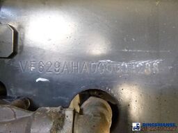 Renault Premium 270.19 4x2 fuel tank 13.7 m3 / 4 comp
