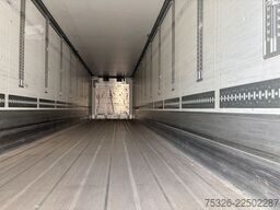 SCHMITZ CARGOBULL SKO 24/L - 13.4 FP 45 Cool LIFT, nur 2.586 h