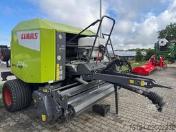 CLAAS Rollant 374 RC