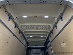VOLKSWAGEN Crafter 35 Aut.*Maxi-Superhochdach* AHK 3,0t+KAM