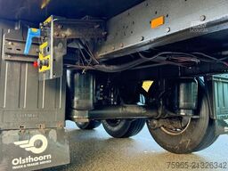 SCHMITZ CARGOBULL SKO24 THERMO KING SLX300 WITH 5400 ENGINE HOURS