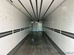 SCHMITZ CARGOBULL SKO24 THERMO KING SLX300 WITH 5400 ENGINE HOURS