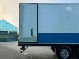 SCHMITZ CARGOBULL SKO24 THERMO KING SLX300 WITH 5400 ENGINE HOURS