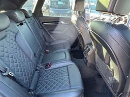 AUDI Q5 Quattro Sport -