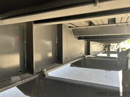 Kässbohrer Maxima XJ2 / Box / Laadklep 2500 kg / Liftas / ...