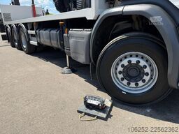 Scania P410 8x4 PRITSCHE + KRAN HIAB 244 EP-4 HIDUO - ...