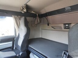 MAN TGX 18.510 4x4 tractor unit / 510 HP / S