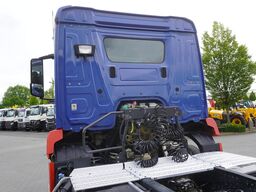Mercedes-Benz Actros 1845 4x2 / Jost 5th wheel / 11.1