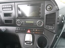 Mercedes-Benz Actros 1845 4x2 / Jost 5th wheel / 11.1