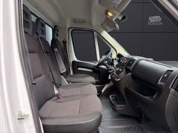 PEUGEOT Boxer Koffer Ladebordwand Klima Tempomat*74 Tkm*