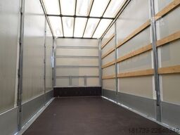 MAN TGL 8.190 4×2 / sleeper cab / 80 tho. km
