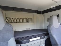 MAN TGL 8.190 4×2 / sleeper cab / 80 tho. km