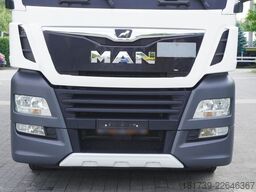 MAN TGX 26.510 6x2-4/ Curtainsider + trailer