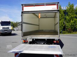 DAF LF 12.210 18-pallet container with tail