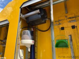 Mercedes-Benz Actros 4148 K 8x4 Falkom Abschlepp met WSK Just...