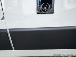 Peugeot Boxer 335 L2H2 2.2 Bluehdi 140cv S&S