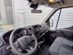 Renault Master / Box van