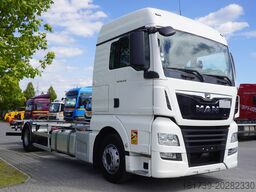 MAN TGX 18.430 / BDF 7.5 m / sleeping cab
