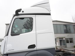 Mercedes-Benz Actros 2545 6x2 MP5 / ADR