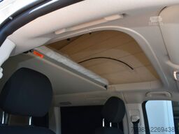 MERCEDES-BENZ V 300 d Marco Polo AMG Line AHK Kamera LED