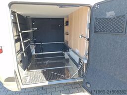 HYMER/ERIBA B-Klasse ML I BlackLine 880 5 Sitzplätze