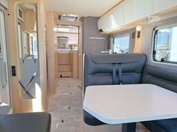 HYMER/ERIBA B-Klasse ML I BlackLine 880 5 Sitzplätze