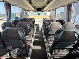 MAN R08 Lion?s Couch