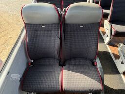 MAN R08 Lion?s Couch