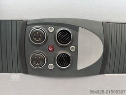 MAN R08 Lion?s Couch