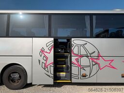 MAN R08 Lion?s Couch