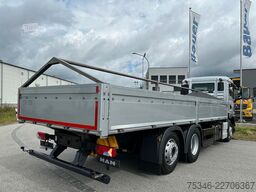 MAN TGS 26.360 LL/Pritsche 7,10 m/Lenkachse/ 108 tkm