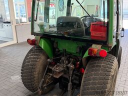 John Deere 4200 mit 2700 Std.Laub Schnee Salz Rasen Zubehör