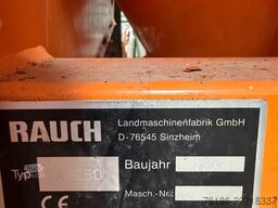 John Deere 4200 mit 2700 Std.Laub Schnee Salz Rasen Zubehör