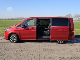 MERCEDES-BENZ EQV 300 6-Zits Pano Navi L2!