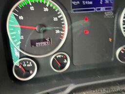 MAN TGL 8.150 4x2 BL 3-Sitzer Klima Möbelkoffer