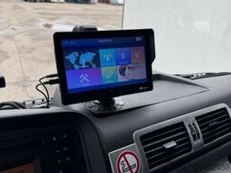 MAN TGL 8.150 4x2 BL 3-Sitzer Klima Möbelkoffer