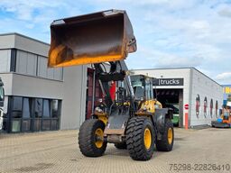 KOMATSU WA250PZ-6 / Hochkippschaufel !!! TOP