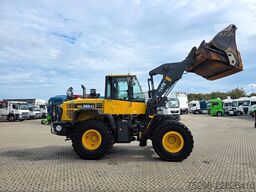 KOMATSU WA250PZ-6 / Hochkippschaufel !!! TOP