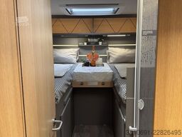 LMC Tourer Lift H 730 G  FAS LED-Scheinwerfer 8G ACC