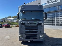 SCANIA S580 V8 4x2