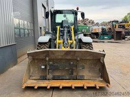 Kramer 8155 / Forks / bucket