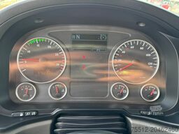 MAN TGM 12.220 / Carrier / Euro 6 / Tail Lift / TUV...